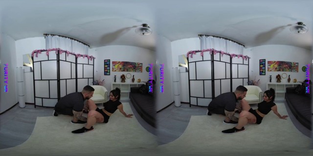 Purityvr Pussy Stretching With Debora Mancini Owen Grey Porn