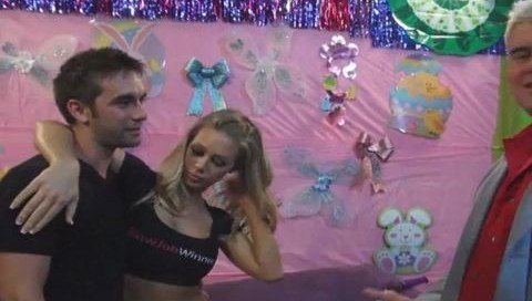 Nicole Anniston Sucks Dick of Lucky Fan with Fluffer