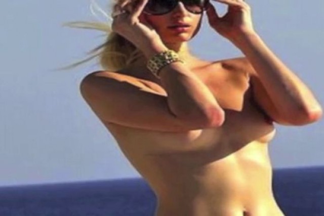 charming PARIS HILTON NAKED COMPILATION IN HD